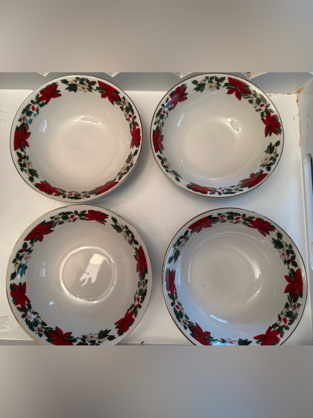Gibson Design POINSETTIA HOLIDAY Set of 4-6 3/8" Soup Cereal Bowls Christmas NEW